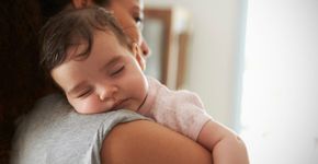 Sono sem choro: por que é importante estar perto do bebê
