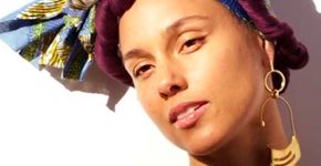 Alicia Keys fala sobre sua liberdade para usar maquiagem ou não
