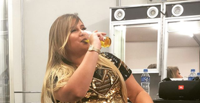 Marília Mendonça posta foto bebendo cerveja e dá resposta afiada
