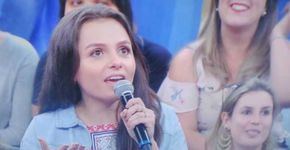 Garoto deixa Mônica Iozzi sem graça no Altas Horas