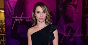 Débora Falabella posa com a irmã e web diz que elas são gêmeas