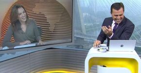 Bocardi cai na gargalhada ao noticiar ladrão que expeliu alianças