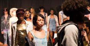 Projeto em Paraisópolis vira escola de moda certificada pela USP