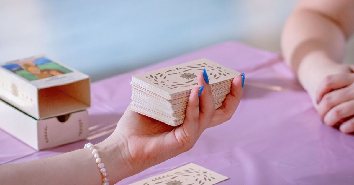 Tarot do dia: previsão para os 12 signos em 26/03/2026