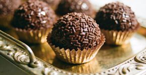 O truque dos confeiteiros para o brigadeiro não açucarar e ficar com brilho de vitrine