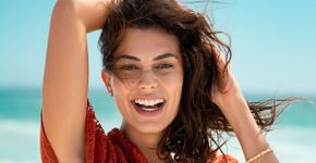 8 dicas para cuidar dos cabelos durante o verão