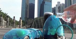 Ao invés de pilhas, carro de controle remoto utiliza água como fonte de energia