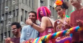 Gravações de Sense8 agitam a 20ª Parada do Orgulho LGBT de São Paulo