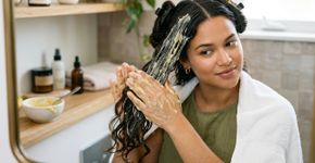 Banana madura e condicionador: a mistura caseira para aproveitar aquela fruta esquecida e cuidar do cabelo ressecado