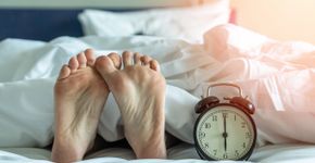Pessoas que enrolam na cama são mais inteligentes, afirma estudo