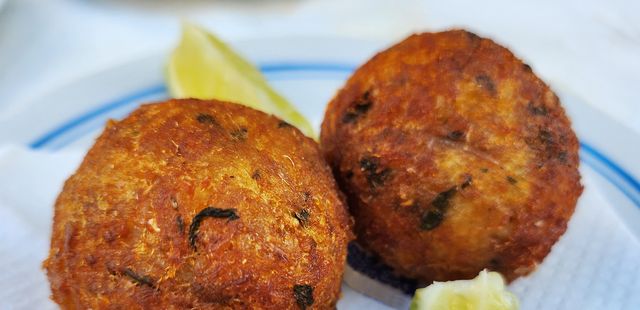 Bolinho de bacalhau na Airfyer: crocante e simplesmente delicioso