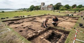 Um banheiro antigo ajudou arqueólogos a localizar a residência perdida do último rei anglo saxão da Inglaterra