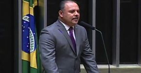 Deputado evangélico diz que ‘mulheres de verdade’ não querem ser empoderadas