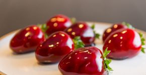 5 dicas para fazer o caramelo perfeito para o morango do amor 