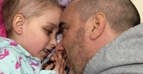 Pai fotografa último fio dos cílios de filha que enfrenta câncer
