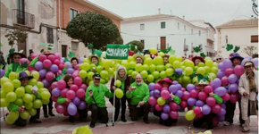 Amigos criam república da terceira idade para viver com autonomia