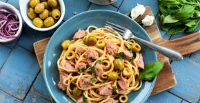 Tem atum em casa? Veja 5 receitas proteicas e fáceis para o almoço