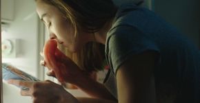 Filme de vegetariana que vira canibal causa mal estar em festival