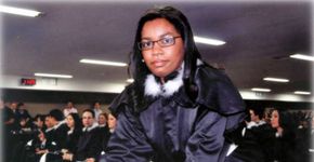 Ex-faxineira vira juíza e hoje tem 5 pós-graduações