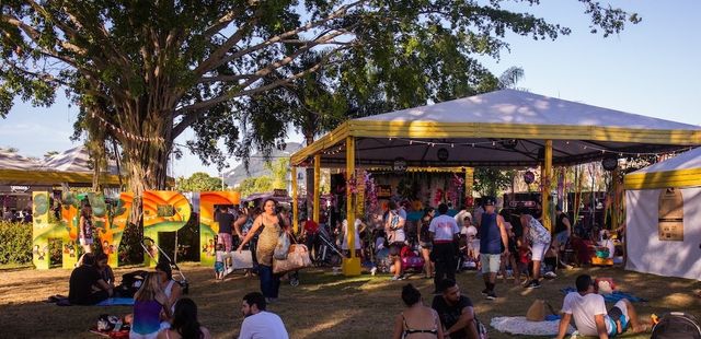 Feirinhas no RJ: moda, arte, música e comida para todos os gostos