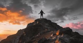 Nietzsche o filósofo destruidor de ilusões: “O que não me mata me fortalece”