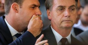 Folha: Bolsonaro paga senadores para dar embaixada ao filho Eduardo