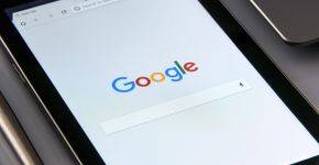 Descubra o recurso do Google que apaga pessoas e objetos das imagens