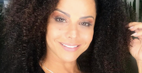Viviane Araújo é criticada ao postar trecho de marchinha em foto