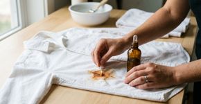 Água oxigenada e sabão não são úteis para eliminar manchas de ferrugem nas roupas