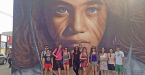 Grafite coletivo é a nova atração da Passagem Literária