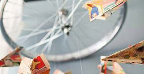 Aprenda a fazer um móbile com aro de bicicleta
