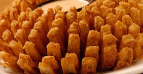 Outback oferece aperitivo gratuito na compra de prato principal