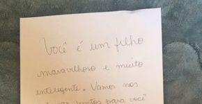 Mãe fica famosa com bilhete para menino que tirou notas baixas