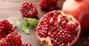 Romã: 8 benefícios para a saúde e ideias para usar a fruta no dia a dia