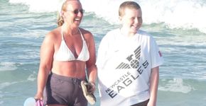 Mãe e filho que caminhavam rumo à obesidade passam por grande transformação
