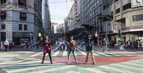 Espetáculo “Píramo e Tisbe” no Teatro do Sesi