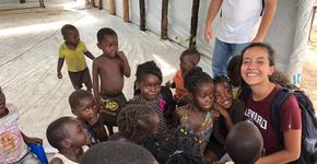 Jovem de SP troca festa de 15 anos por viagem humanitária