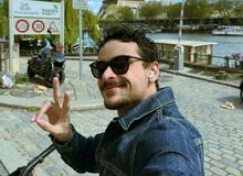 Featured side: Ator e humorista Max Petterson revela seus lugares favoritos em Paris