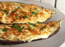 Featured side: Berinjela gratinada com creme de alho: fácil, cremosa e irresistível