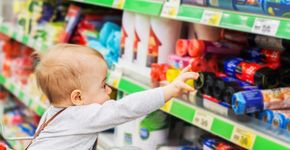 Economia familiar: levar ou não as crianças ao supermercado?