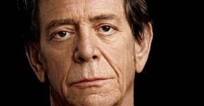 Lou Reed autografa livro na Livraria Cultura