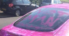 Homem acusado de violência doméstica tem seu carro pintado