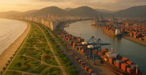 Cidade brasileira possui o maior jardim de orla do mundo e porto recordista da América Latina
