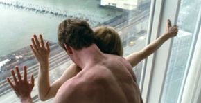 Sex With Glass: óculos apimenta relações sexuais