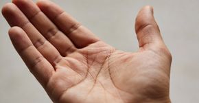 A marca secreta na palma da sua mão que revela se você vai ser rico ou pobre