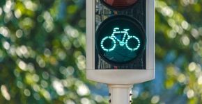Semáforos na Dinamarca vão detectar e priorizar ciclistas