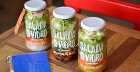 ‘Salada de Vidro’ é refeição saudável, barata e ecológica