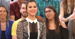 Descubra qual foi a cantada que deixou Bruna Marquezine sem graça