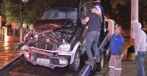 Dois garotos furtam carro e um morre em confronto com a polícia