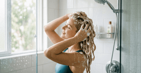 Eu cansei da cor do meu cabelo, então misturei 3 ingredientes da cozinha e me surpreendi